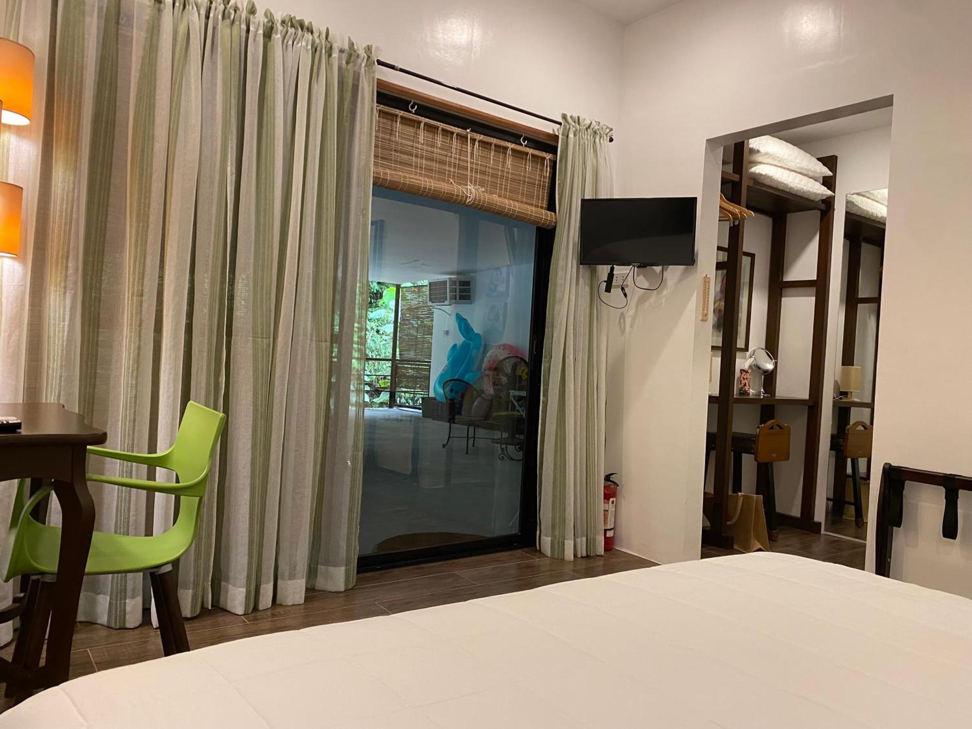 Balai Benedicere Bed & Breakfast Bacnotan Ngoại thất bức ảnh